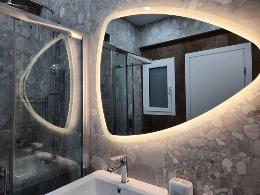 New Stylish Home Central Athens Vipgreece Atenas Exterior foto